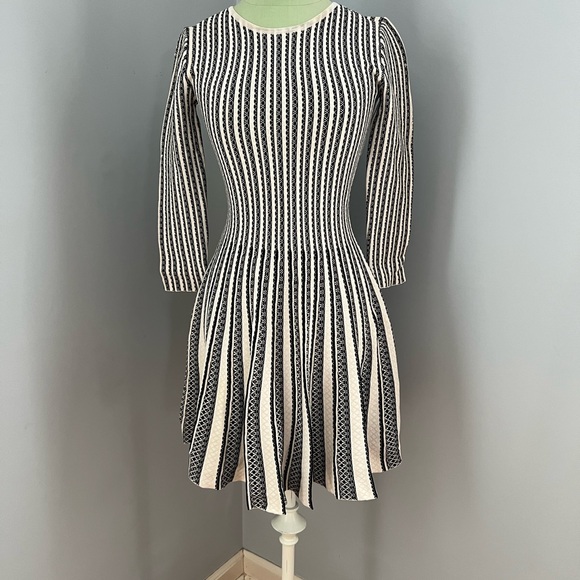 Gianni Bini Black White Striped Long Sleeve Knit Sweater Midi Dress - Picture 2 of 6
